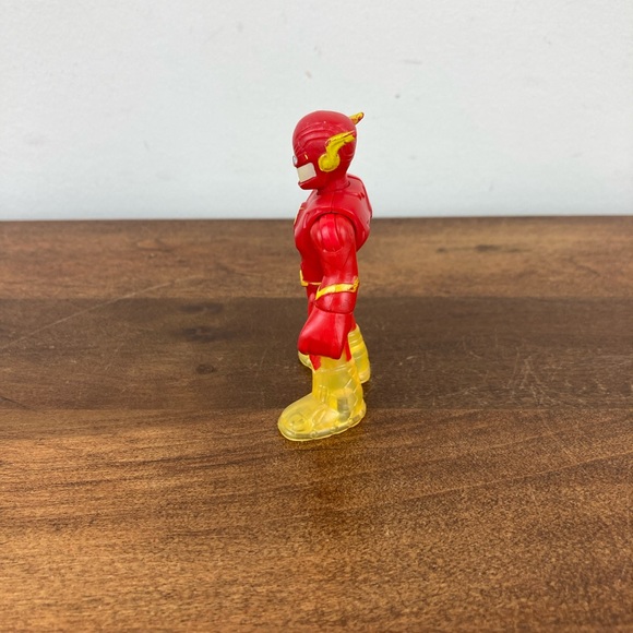 Imaginext DC Comics The Flash Red And Yellow Action Figure Justice League Toy - Picture 4 of 8